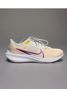 Nike Air Zoom Pegasus 40 Women's Pink Running Shoes DV3854-800 Size 9.5